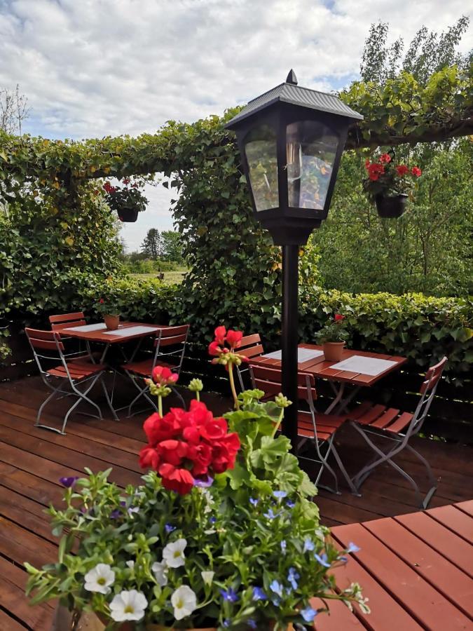 Gaestehaus Am Herrendeich Hotel Nordstrand Eksteriør billede